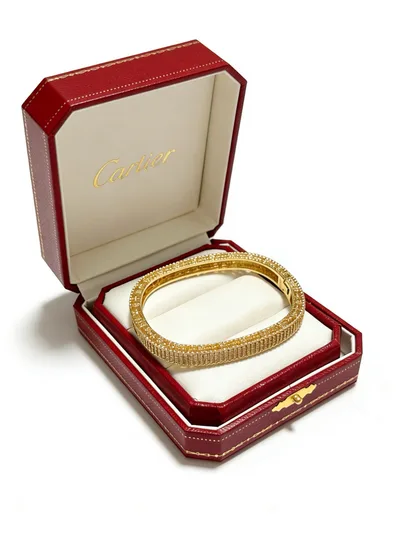 Cartier Bracelet Bangle V-Gold Classic Ring Design