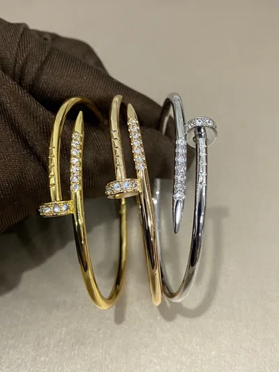 Cartier New 7 Diamond Nail Bracelet
