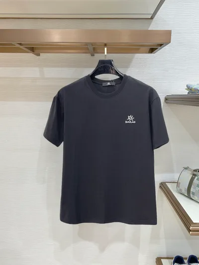 Kailas Short Sleeve Crew Neck T-Shirt