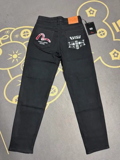 EV Fushun Brand Letter Slim Tapered Jeans