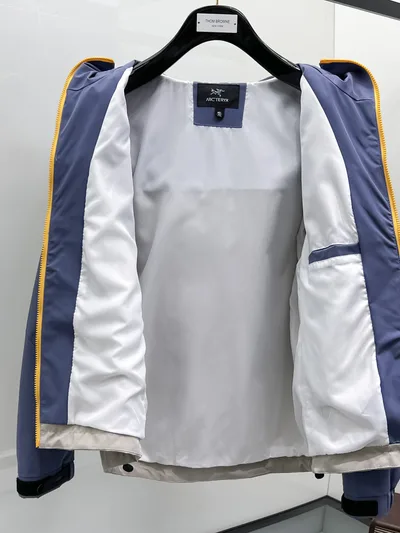 Arc'teryx Official Same Style