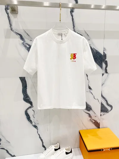 Crew Neck Short Sleeve T-Shirt with Contrast Embroidery Logo