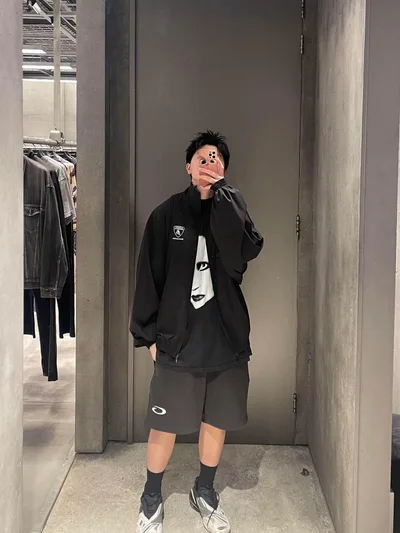 BALENCIAGA Style Ring Embroidery Slant Pocket Shorts