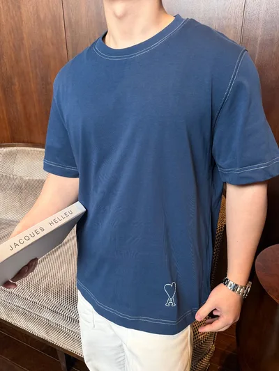 AMI PARIS Stitched Heart Outline ADC Box Fit Short Sleeve T-Shirt