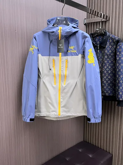 Spring-Summer Men's Reversible Jacket
