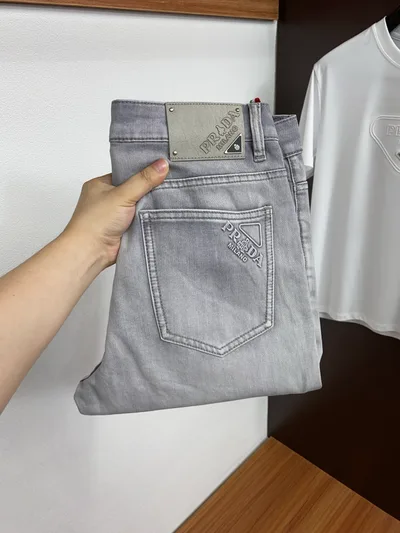 Premium Stretch Denim Jeans – 2026 Early Spring Collection