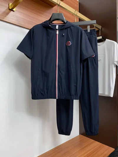 Moncler Casual Pants Set Clean Cut