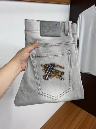 Burberry 2026 Early Spring Custom Jeans