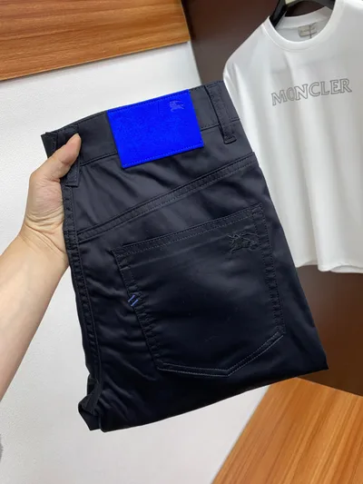 Burberry Spring/Summer New Custom Casual Trousers Clean Cut