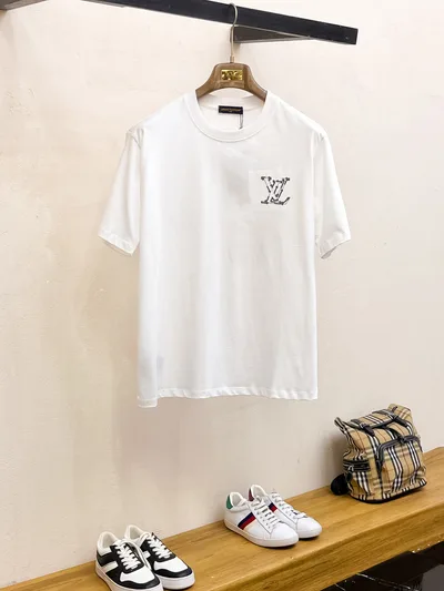 LV T-shirt