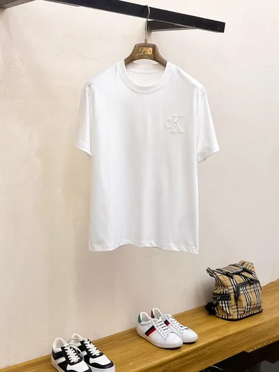 CK T-shirt