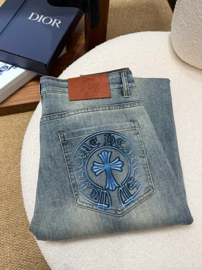 BURBERRY Spring/Summer Slim Straight Jeans