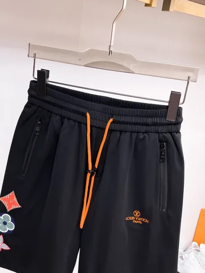LV Three Tags Complete 2026 Summer New Men's Casual Shorts