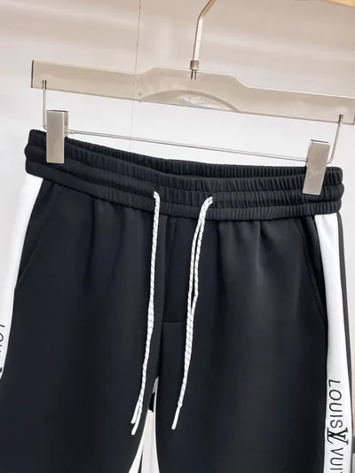 LV Three Tags Complete 2026 Summer New Men's Casual Shorts