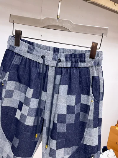 LV Three Tags Complete 2026 Summer New Men's Casual Shorts