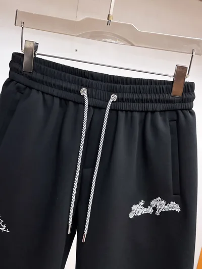 LV Three Tags Complete 2026 Summer New Men's Casual Shorts