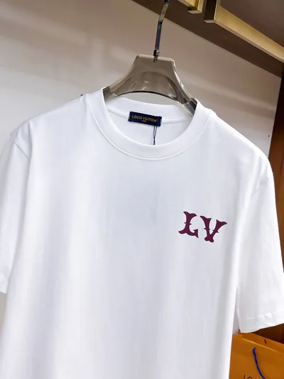 LV Three Labels Complete