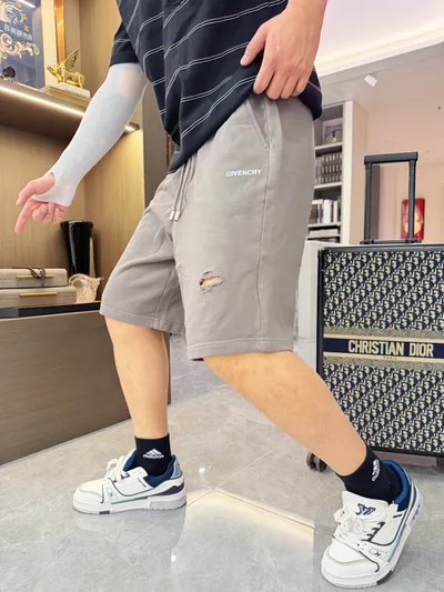 Givenchy 2026 Summer New Men's Casual Shorts