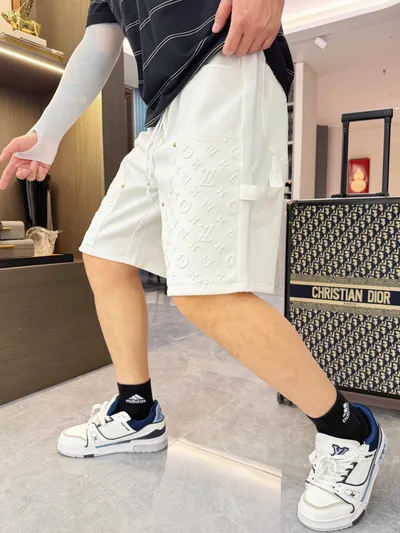 LV Three Tags Complete 2026 Summer New Men's Casual Shorts
