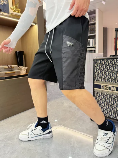 Prada 2026 Summer New Men's Casual Shorts