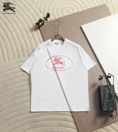 Burberry Vintage Equestrian Knight Stamp T-Shirt