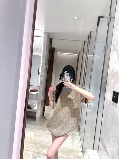 LOUIS VUITTON LV Classic Monogram All-Over Knit Short Sleeve T-Shirt