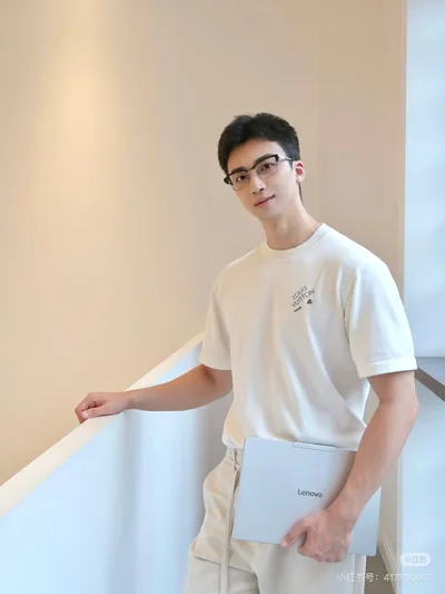 LOUIS VUITTON LV Embroidered Letter Pin Knitted Short Sleeve T-Shirt