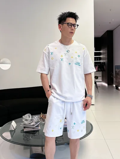LV 2026 Summer Latest Short Sleeve T-Shirt and Shorts Set