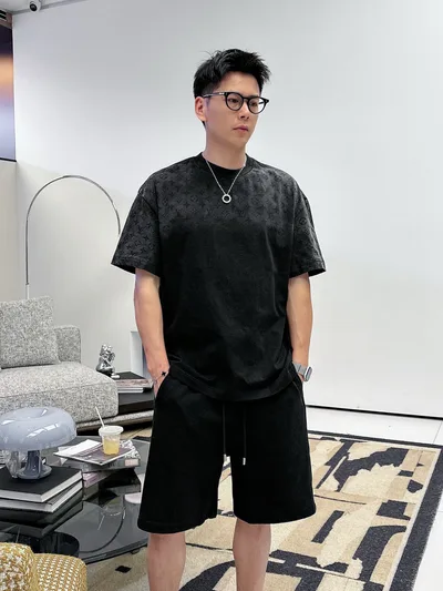 LV 2026 Summer Latest Unisex Short Sleeve T-Shirt and Shorts Set