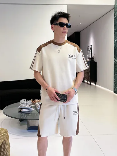 LV 2026 Summer Latest Unisex Short Sleeve T-Shirt and Shorts Set