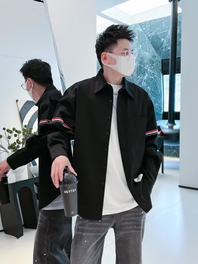 Fashion Classic TB Light Luxury Shirt