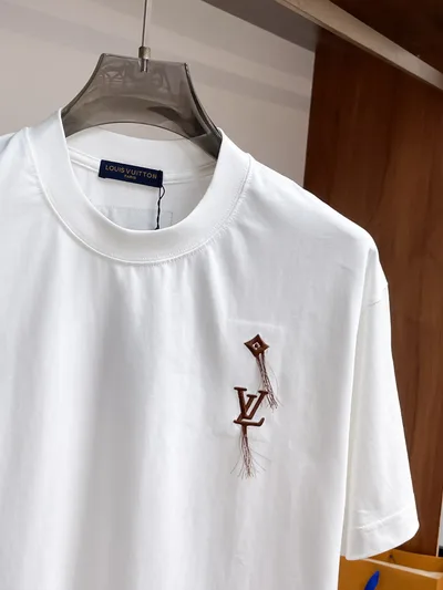 LV High-End Custom Short Sleeve Round Neck T-Shirt 2026SS