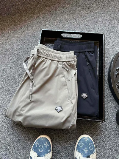 DESCENTE New Thin Elastic Paneled Long Pants