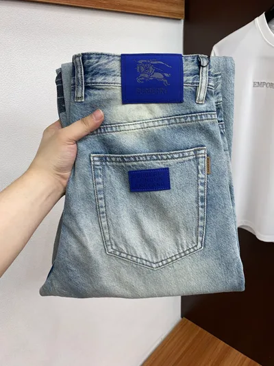 Burberry 2026SS Slim Straight Jeans