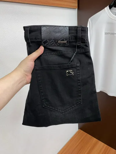 Burberry 2026SS Slim Straight Jeans