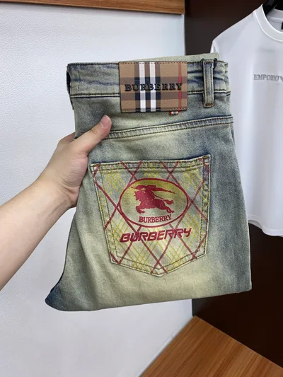 Burberry 2026SS Slim Straight Jeans