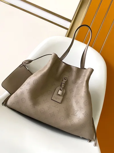 Mahina Boundless Handbag