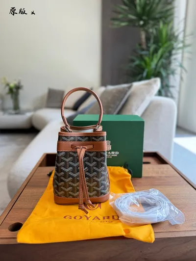 PETIT FLOT Mini Bucket Bag Collection
