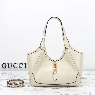 Model 866646 White Leather