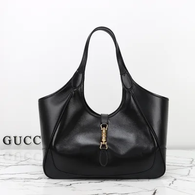 Model 866645 Leather