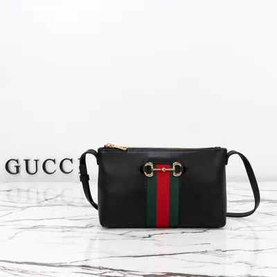Model 867130 Leather Bag