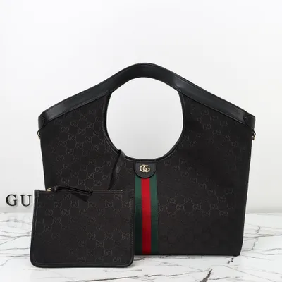 Model 853971 Fabric and Leather