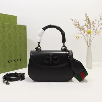 Model 675797 Leather