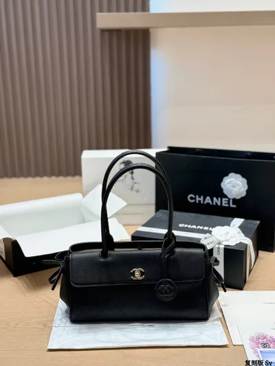 Chanel 26S Small Shopping Bag 2026SS Apricot Baguette Bag