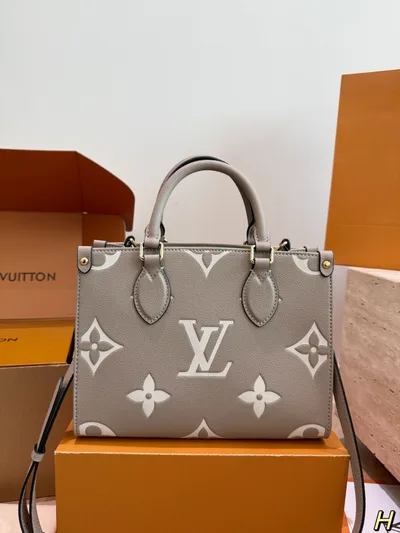 LV Onthego Jungle Tote
