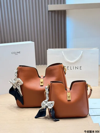 CELINE CAMILLE SOFT Handbag
