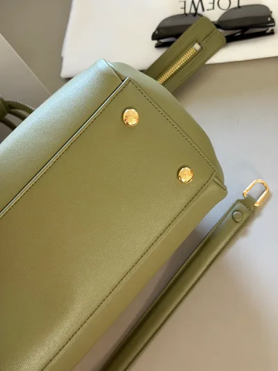 LOEWE-Madrid - LM-BAG-1184 - Bag Item - Wren-Luxe