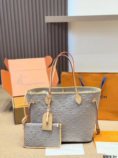 LV Neverfull MM Shopping Bag