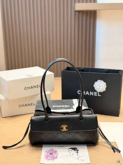 Chanel 26S Small Shopping Bag