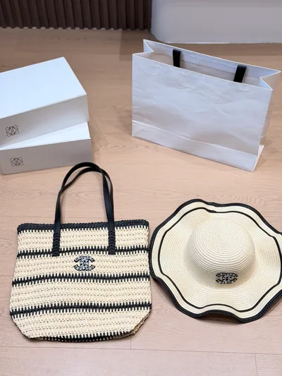 Straw Woven Hollow Tote Bag with Leather Strap